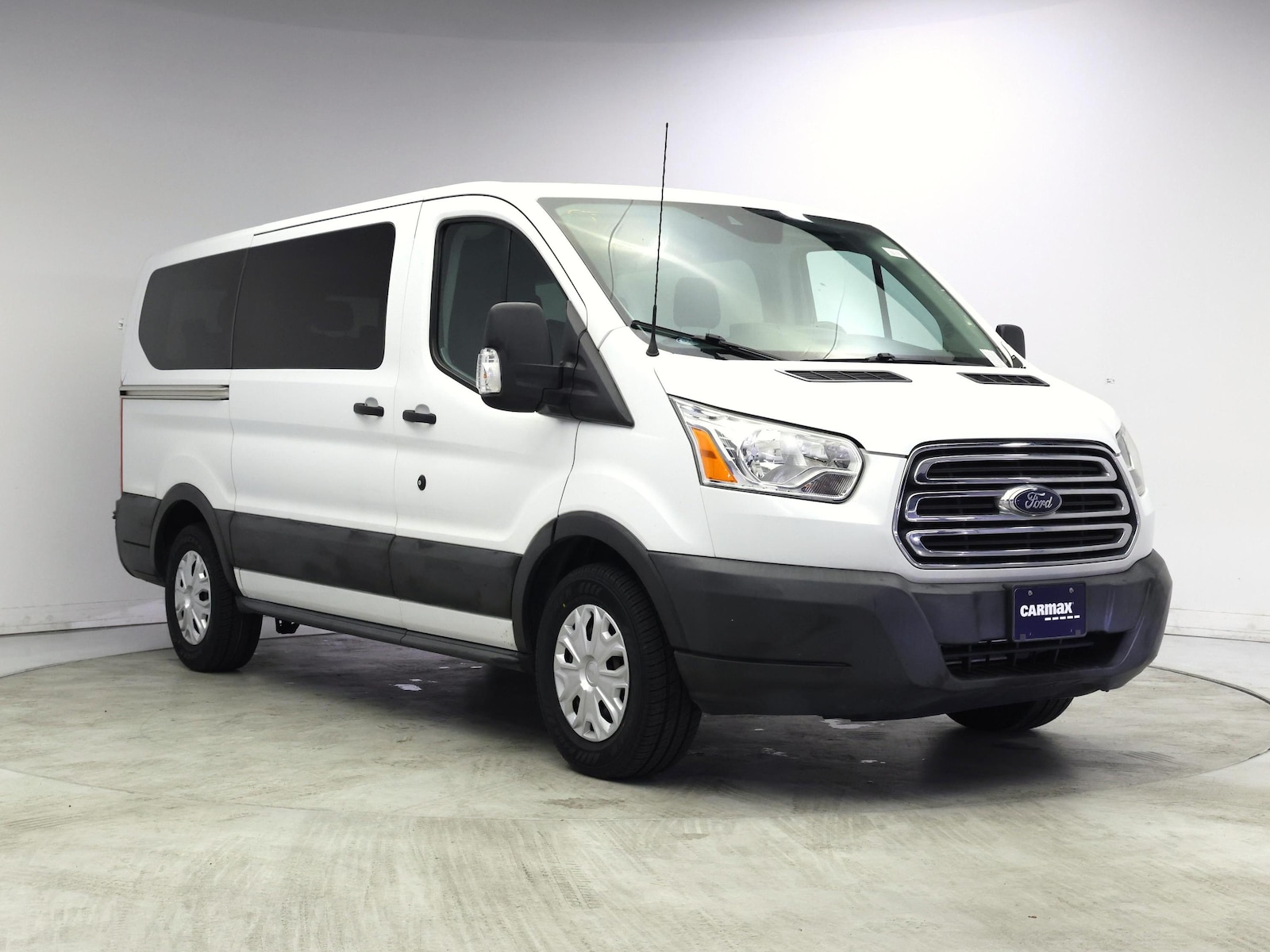 ford transit wagon 2018 1FMZK1YG8JKA19762 image ford transit wagon 2018 1FMZK1YG8JKA19762 image